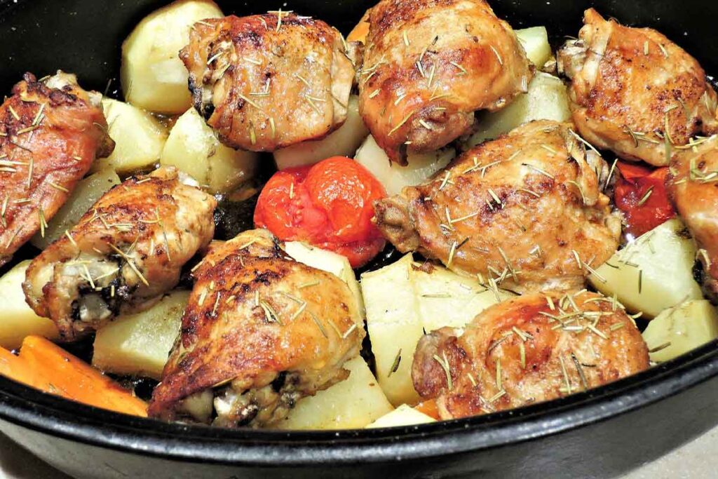 One-pot Chicken and Potatoes Stew